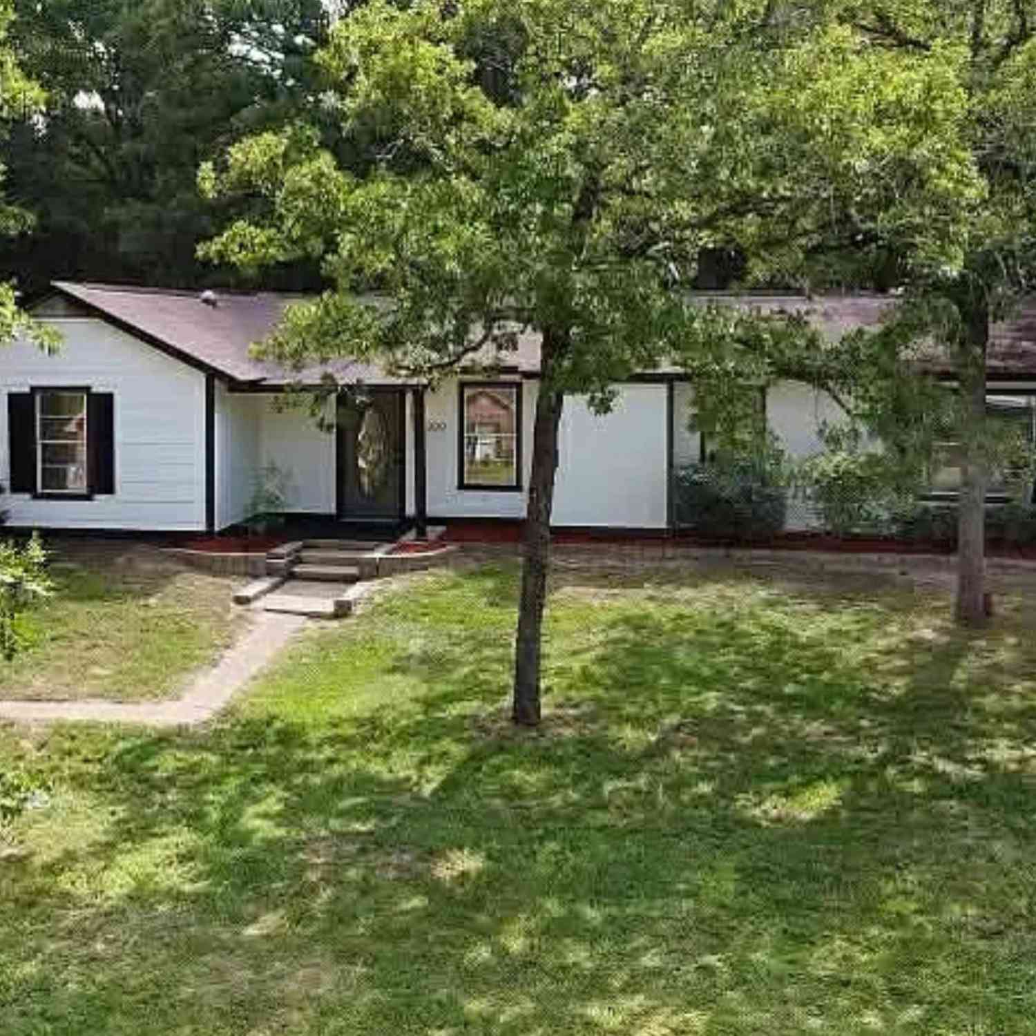 Homes For Sale - 309 Lakeview Dr<br/> Hideaway, TX 75771