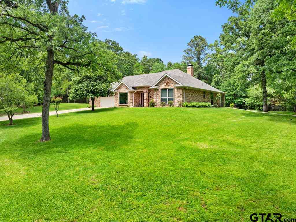 Homes For Sale - 15988 Rocky Ridge Rd<br/> Bullard, TX 75757