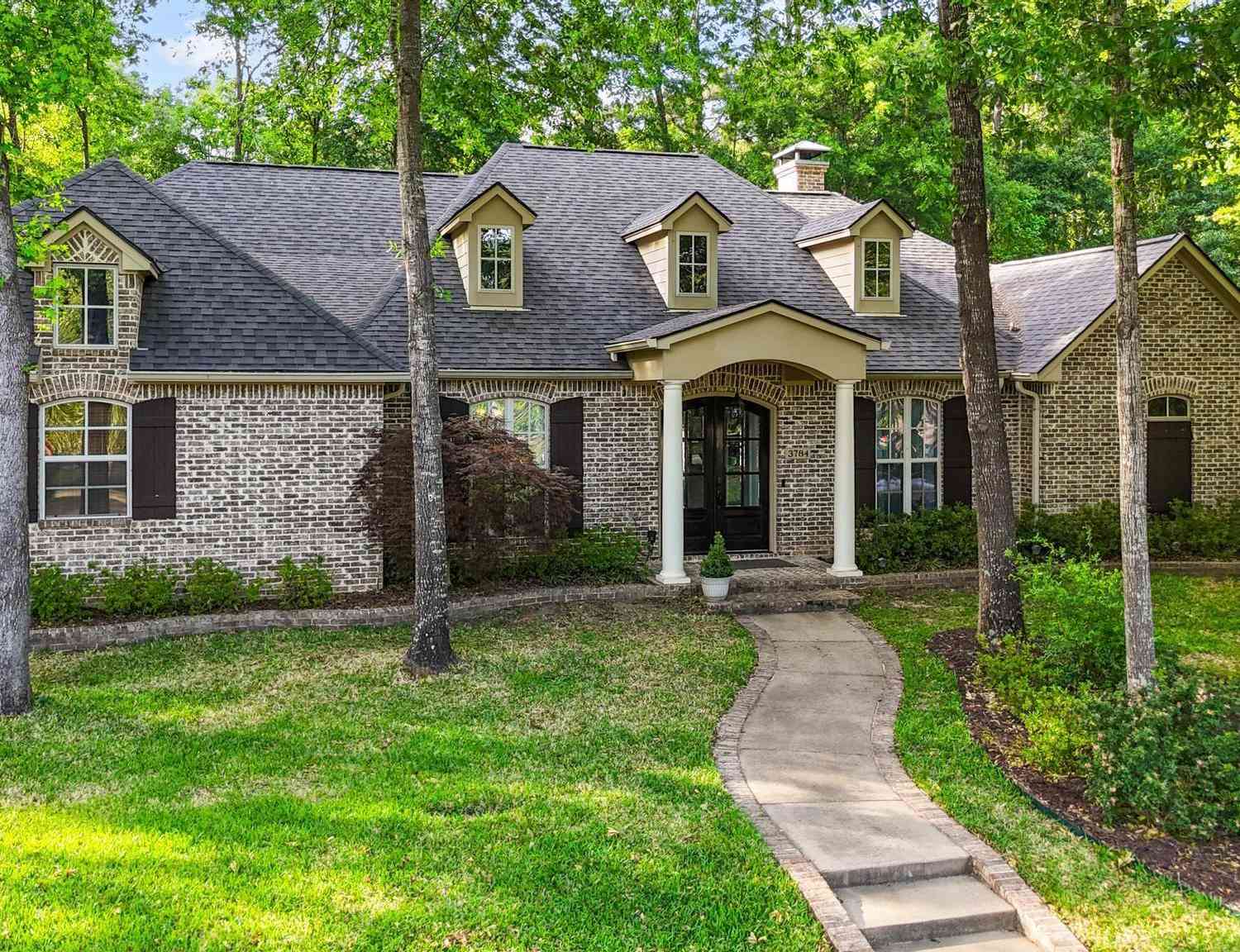 Homes For Sale - 3784 Southwood Dr<br/> Tyler, TX 75707