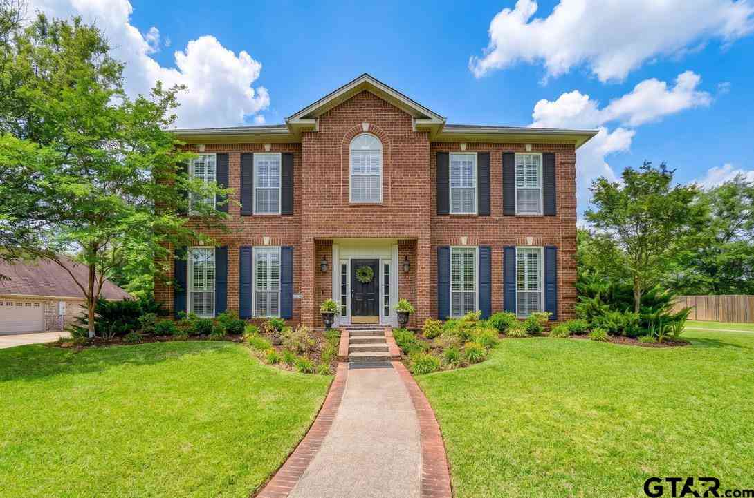 Homes For Sale - 113 Oak Isle Dr.<br/> Longview, TX 75605
