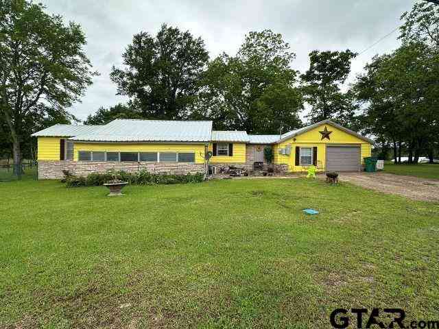 Homes For Sale - 120 Tyner<br/> Overton, TX 75684
