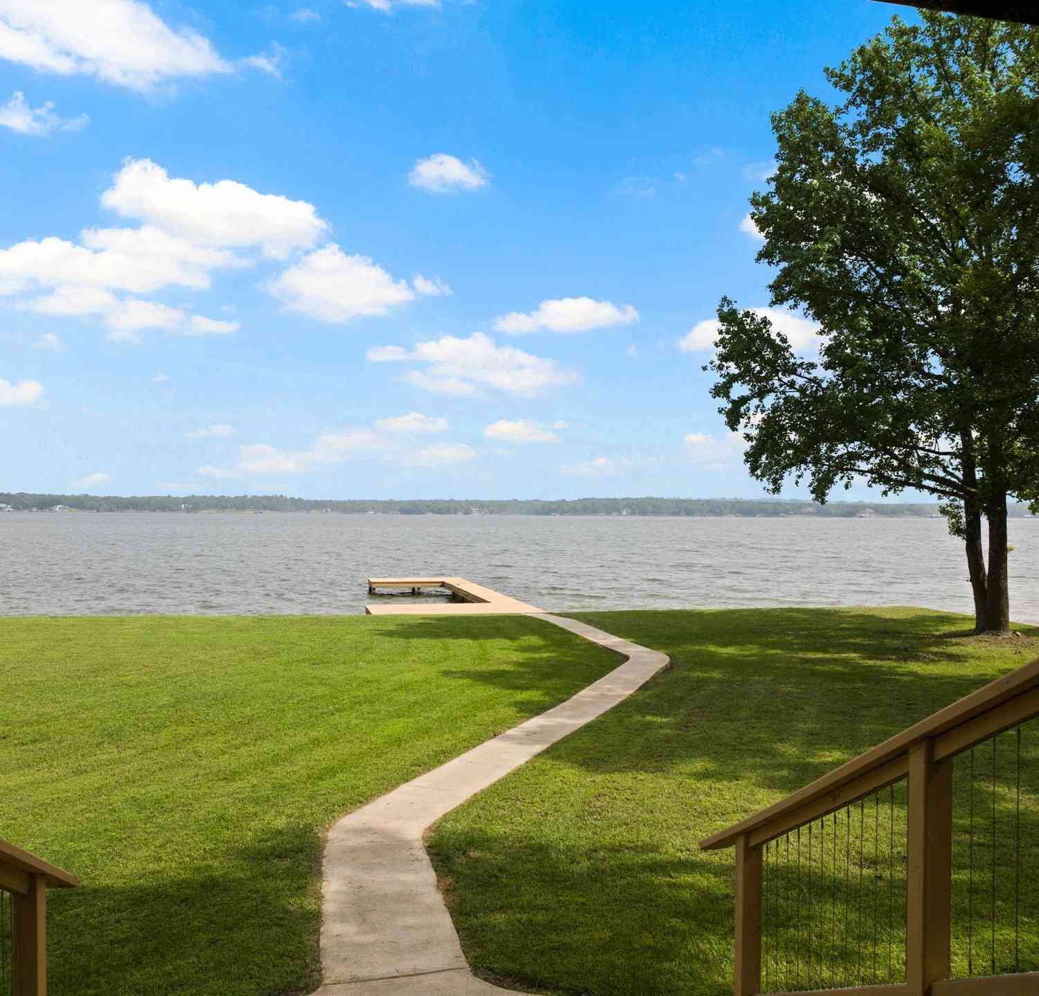 Homes For Sale - 90 County Road 2740<br/> Pittsburg, TX 75686