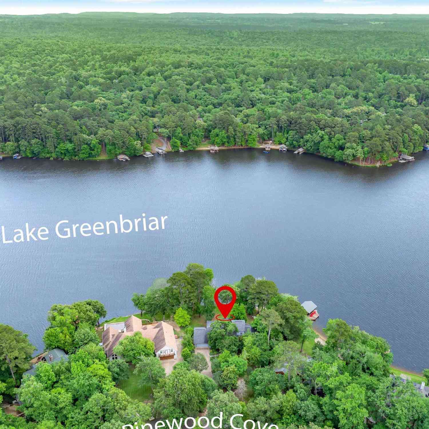 Homes For Sale - 116 Pinewood Cove<br/> Holly Lake Ranch, TX 75765