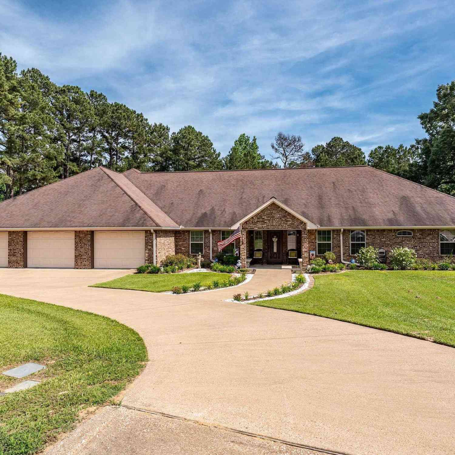 Homes For Sale - 19135 Bynum<br/> Flint, TX 75762