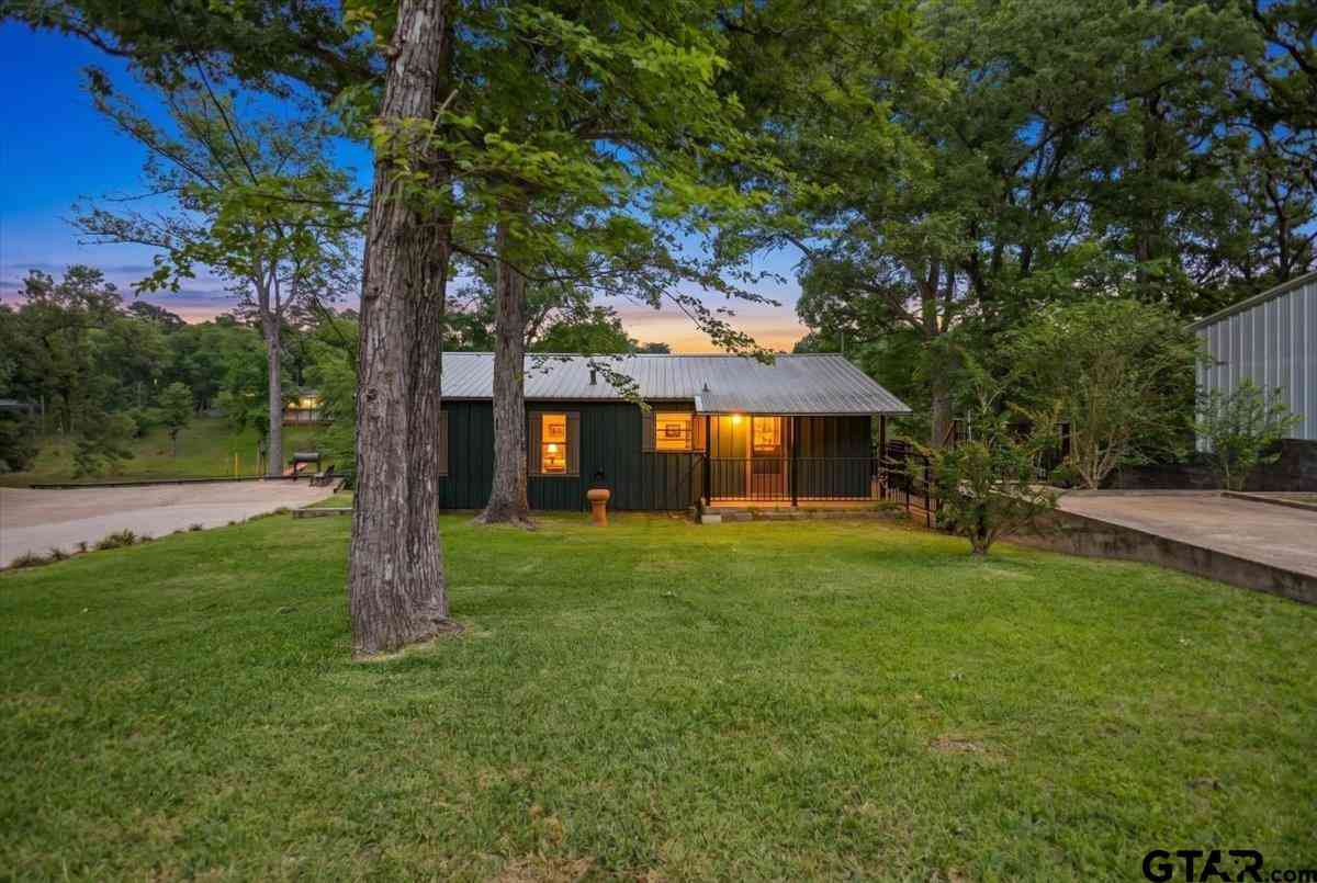 Homes For Sale - 325 Tangier Rd.<br/> Jefferson, TX 75657