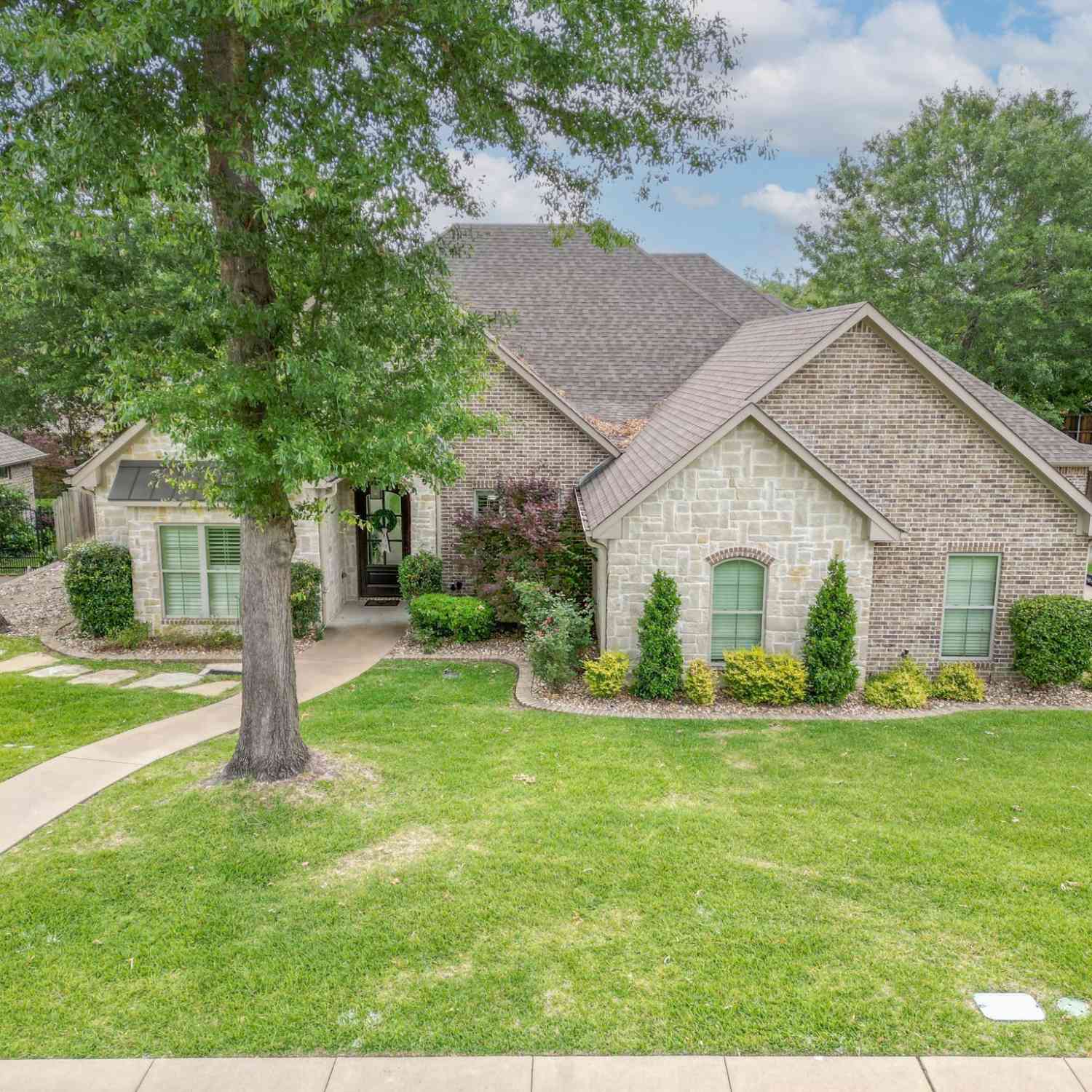 Homes For Sale - 6356 Manchester Ct<br/> Smith County, Tyler, TX 75703