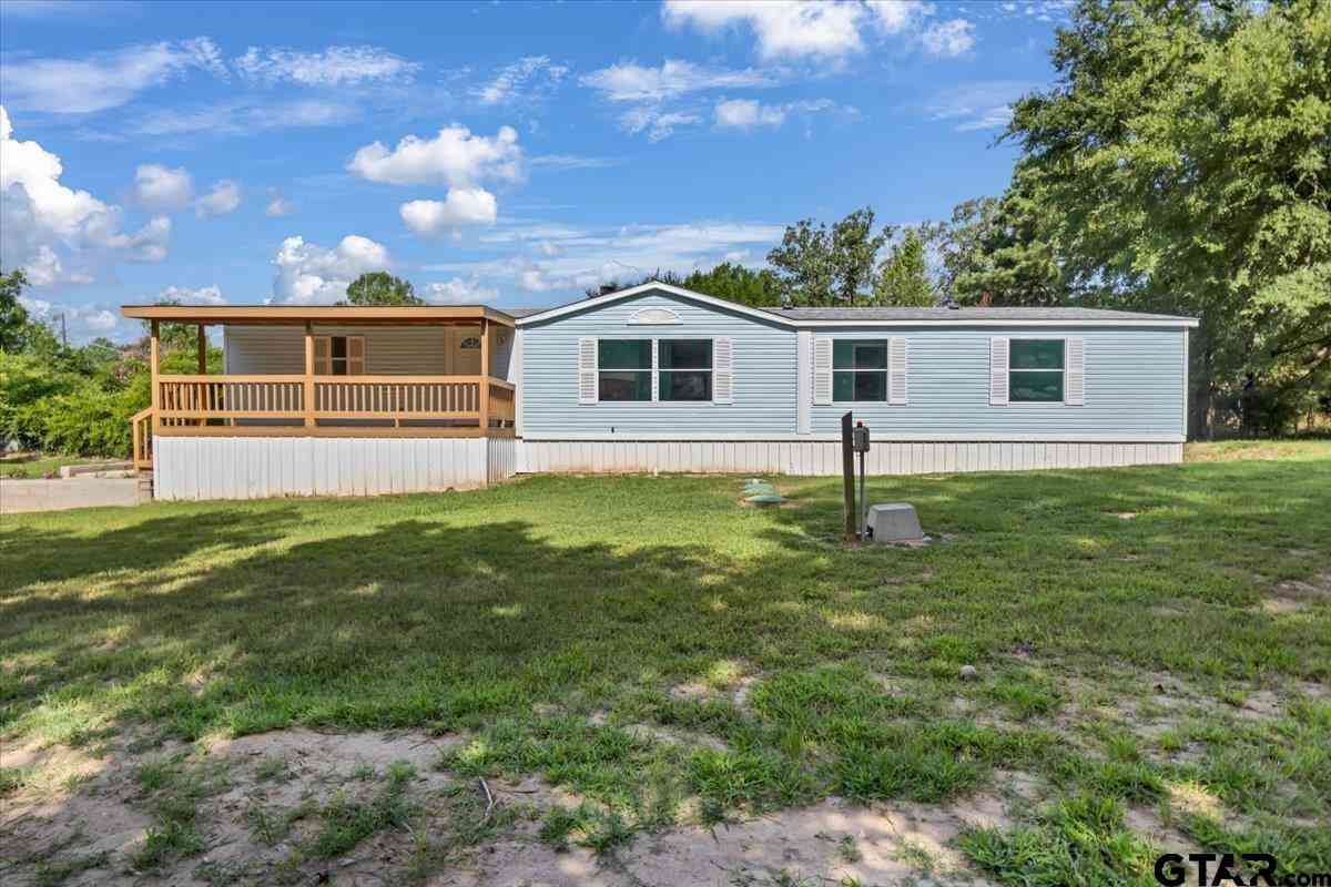 Mobile Home For Sale - 13217 County Road 3610<br/> Brownsboro, TX 75756