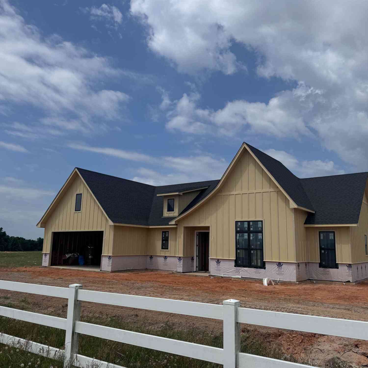 Homes For Sale - 16321 County Road 441<br/> Lindale, TX 75771