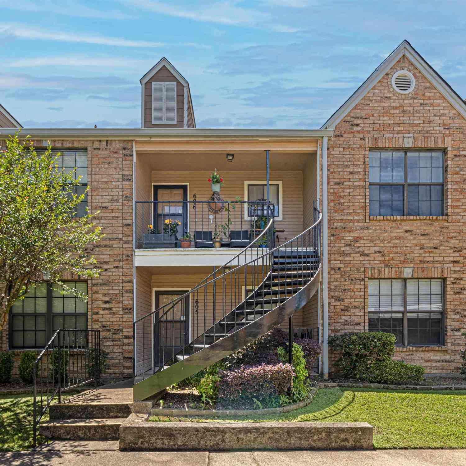 Condo For Sale - 400 Southtown Dr #606<br/> Tyler, TX 75703