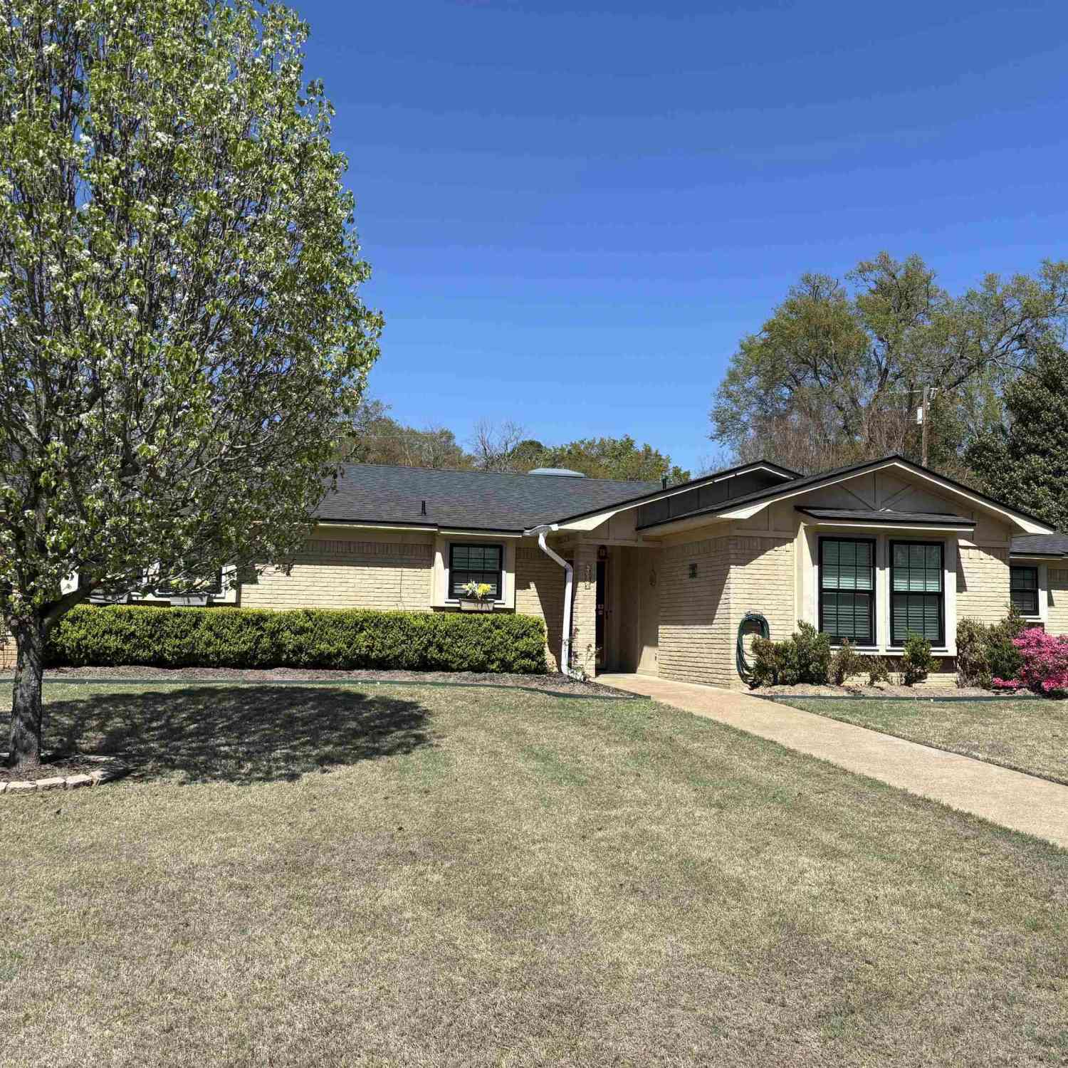 Homes For Sale - 700 David Dr<br/> Tyler, TX 75703