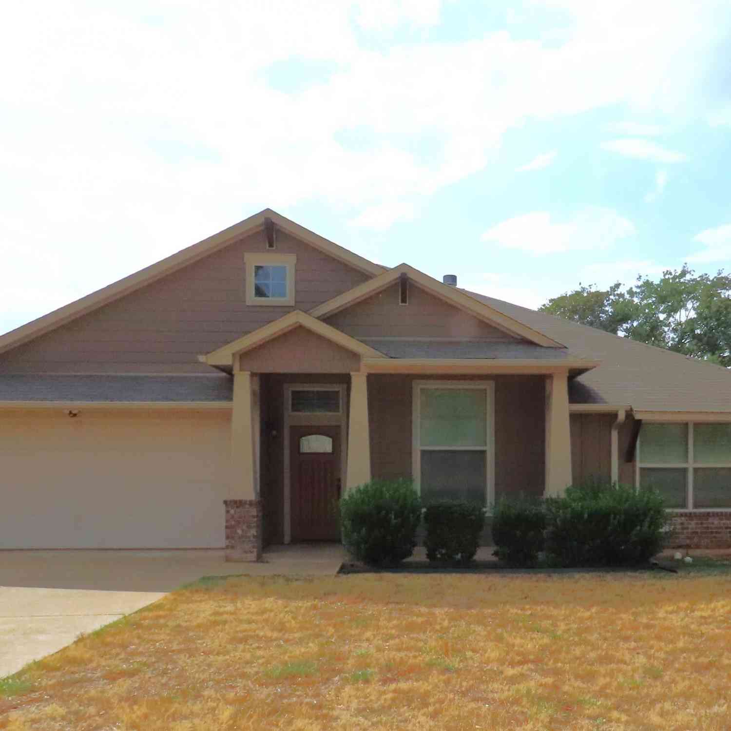 Homes For Sale - 414 Asher Ln.<br/> Lindale, TX 75771