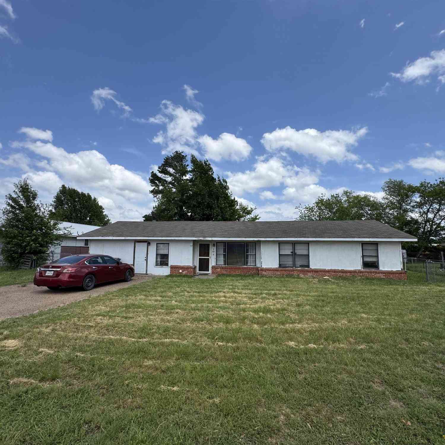 Homes For Sale - 103 Tomie St<br/> Quitman, TX 75783