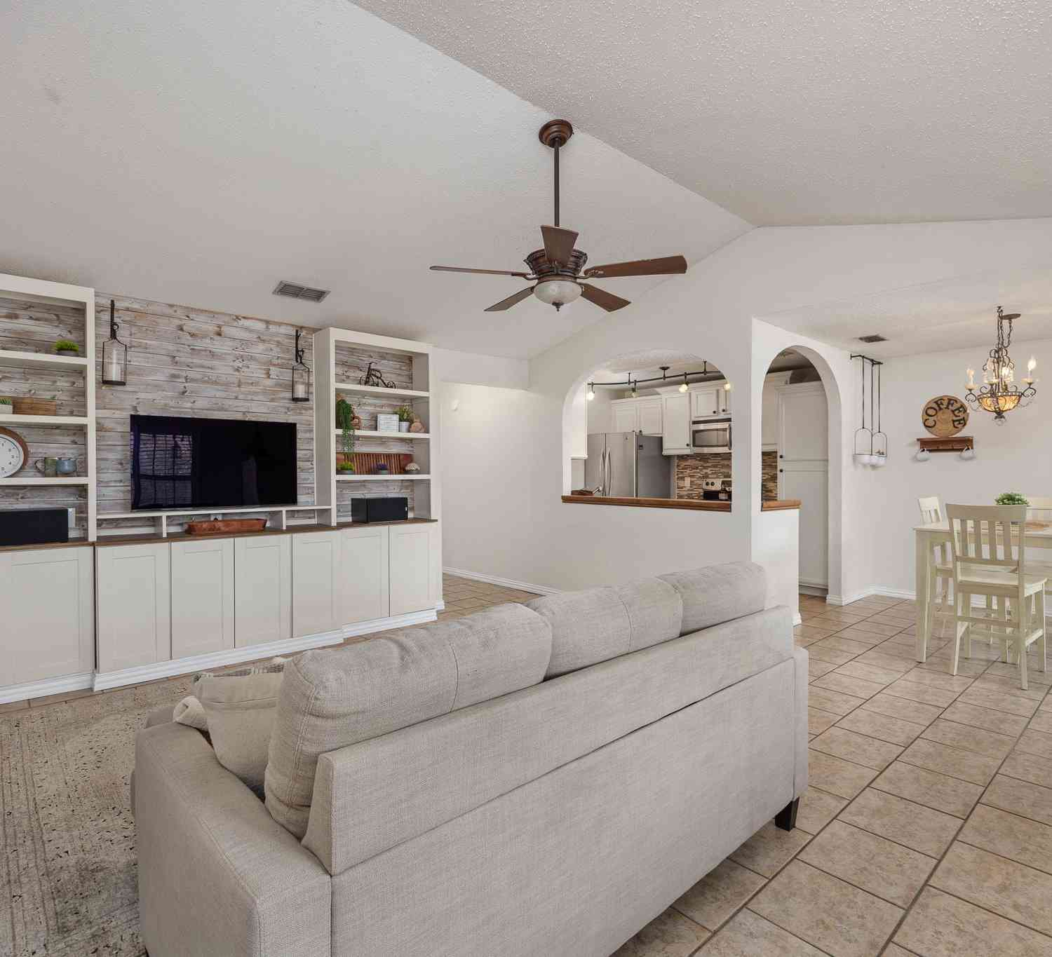 Condo For Sale - 400 South Town #308<br/> Tyler, TX 75703