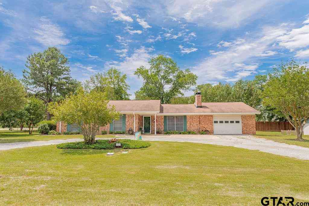 Homes For Sale - 324 Texas Drive<br/> Hideaway, TX 75771
