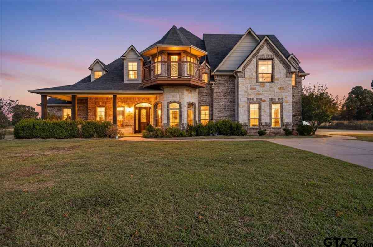 Homes For Sale - 7750 State Hwy 110 N<br/> Tyler, TX 75704