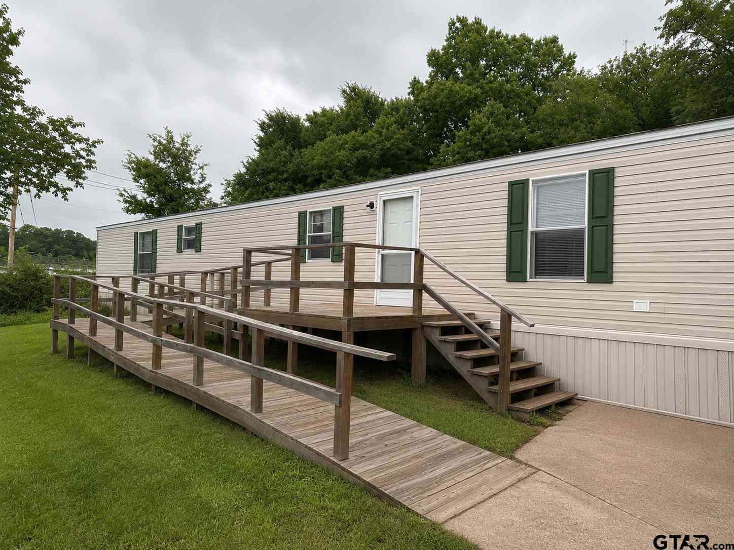 Mobile Home For Sale - 15523 Fm 16<br/> Lindale, TX 75771