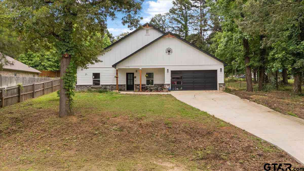 Homes For Sale - 10186 Sparks Drive<br/> Smith County, Tyler, TX 75704