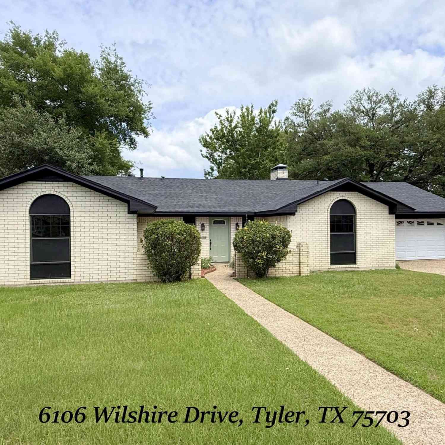 Homes For Sale - 6106 Wilshire Dr.<br/> Smith County, Tyler, TX 75703