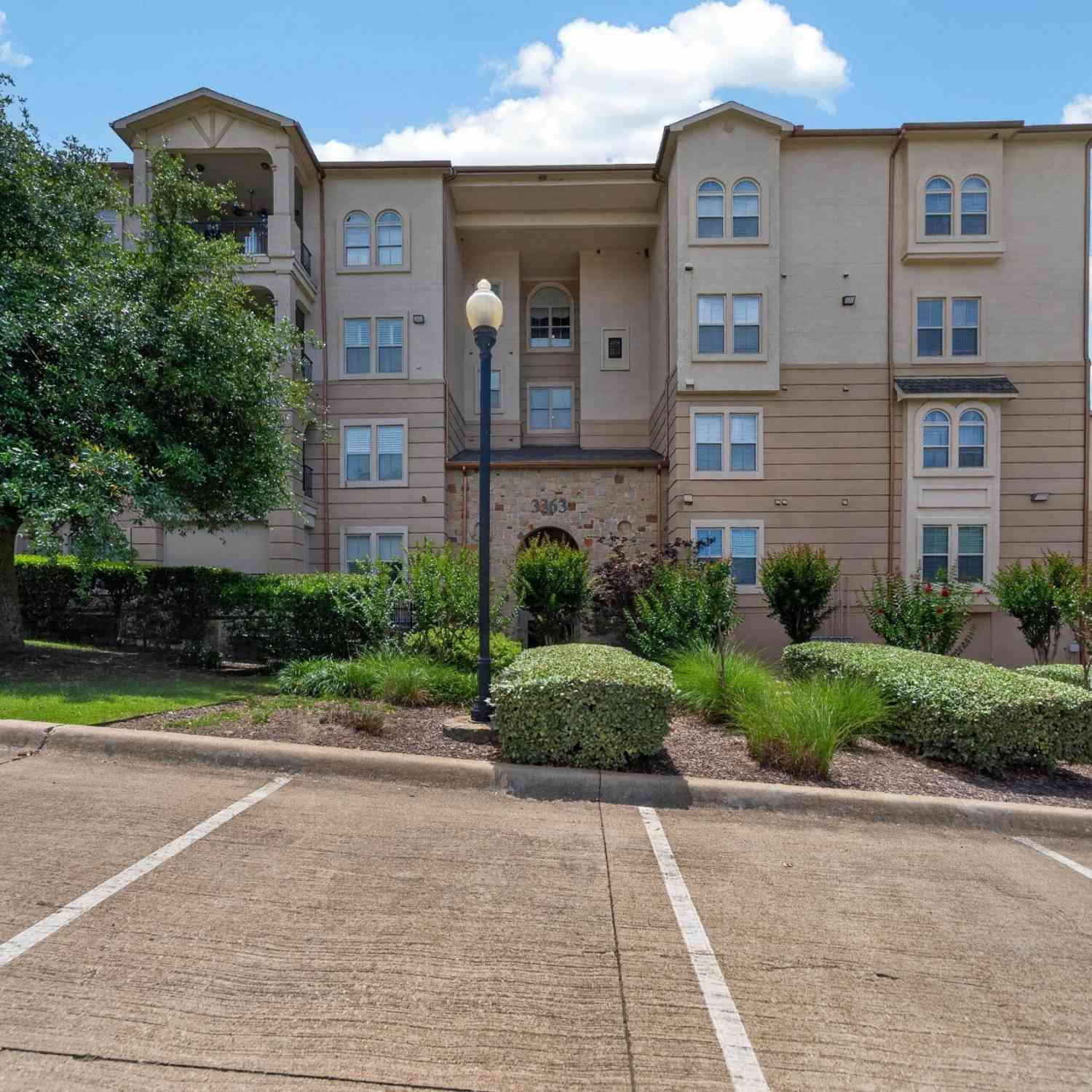 Homes For Sale - 3363 Cascades Blvd Unit #217<br/> Tyler, TX 75709