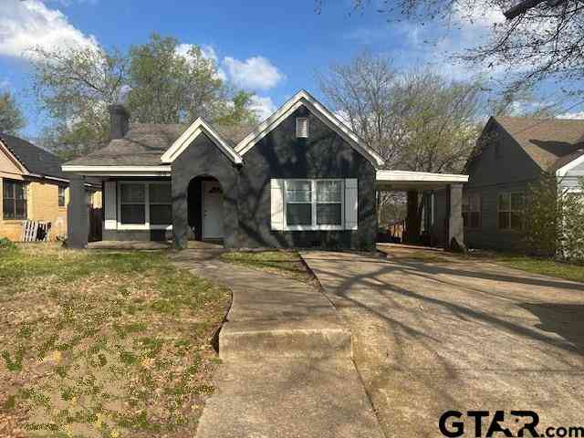 Homes For Sale - 1216 S Glenwood Blvd<br/> Tyler, TX 75701