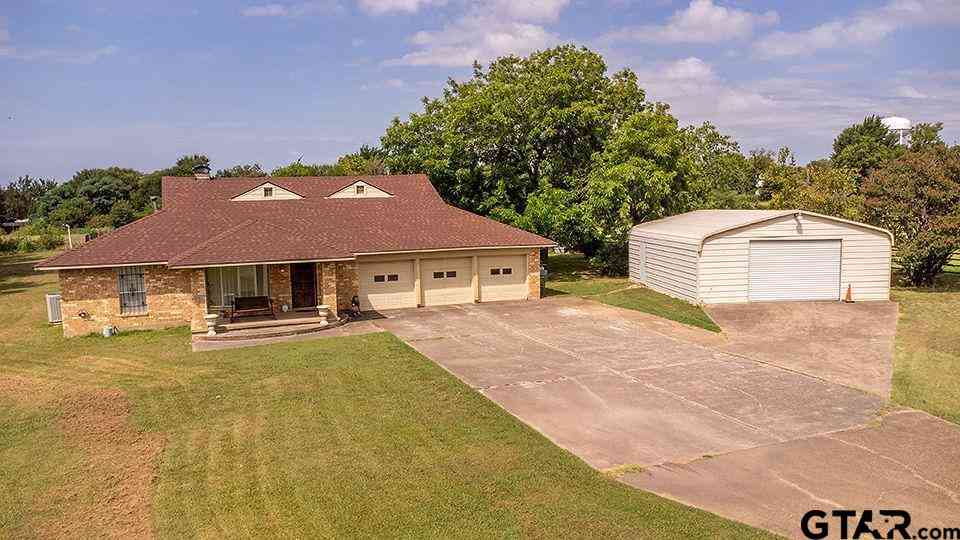 Homes For Sale - 1903 Seagoville Road<br/> Seagoville, TX 75159