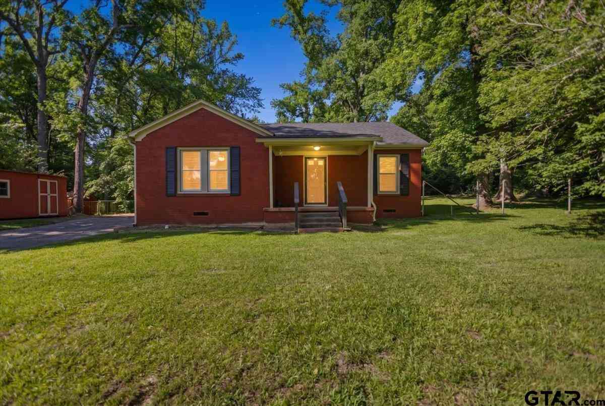 Homes For Sale - 4597 W Sh 64<br/> Rusk County, Henderson, TX 75652