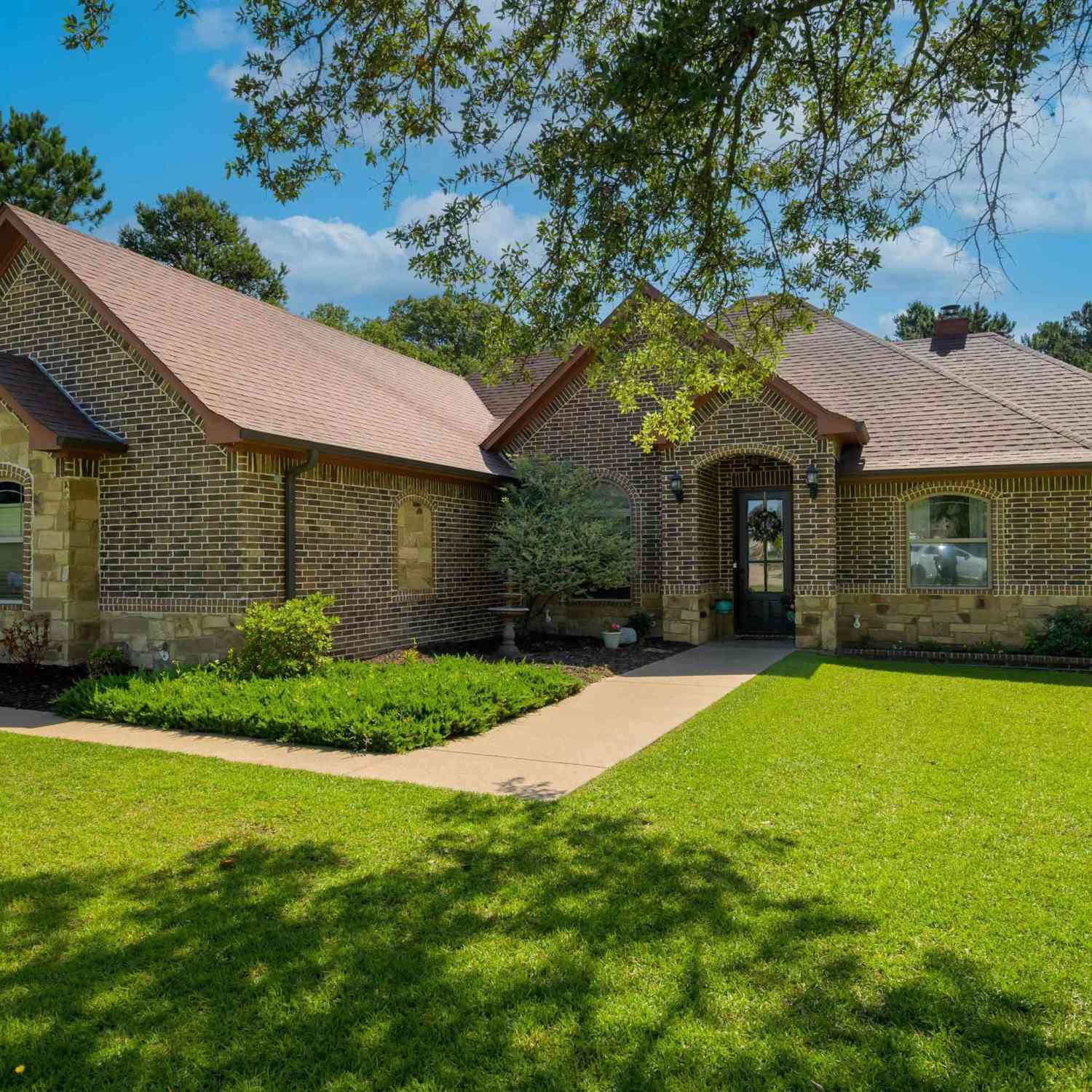 Homes For Sale - 181 County Road 2321<br/> Mineola, TX 75773