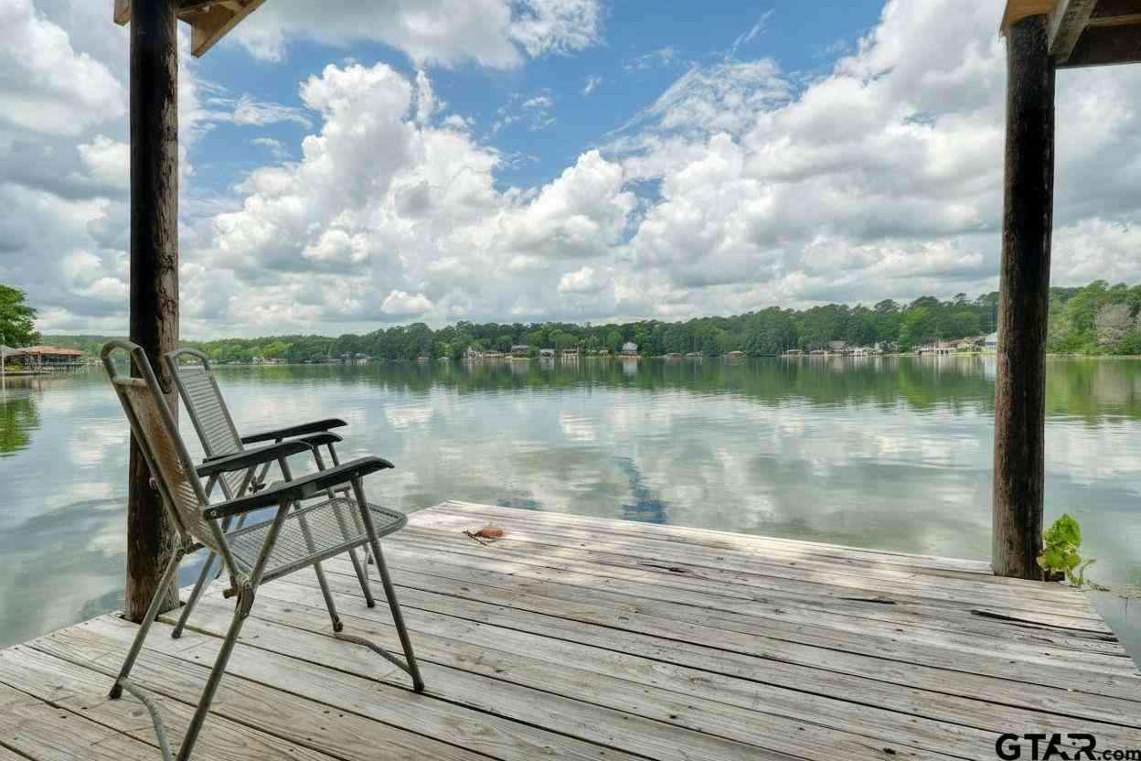 Homes For Sale - 338 Hideaway Ln Central<br/> Smith County, Hideaway, TX 75771