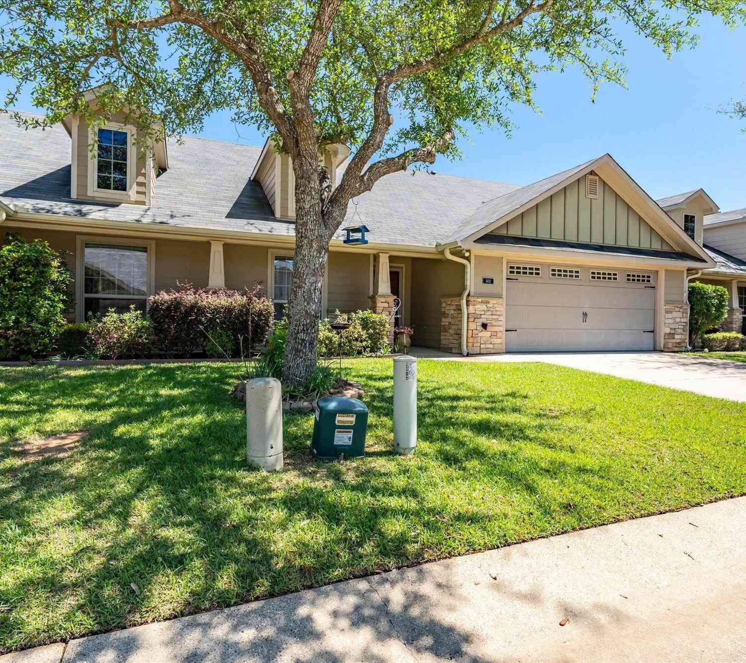 Condo For Sale - 421 W Cumberland #602<br/> Tyler, TX 75703