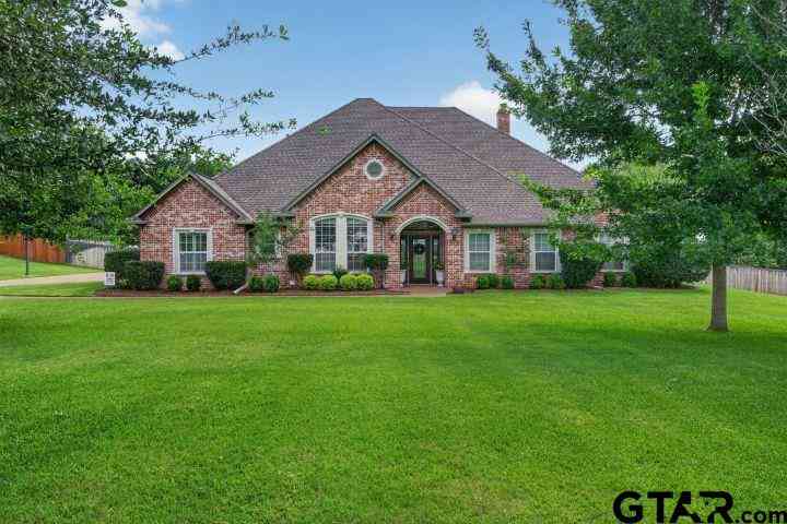 Homes For Sale - 305 Hines Crossing<br/> Smith County, Bullard, TX 75757