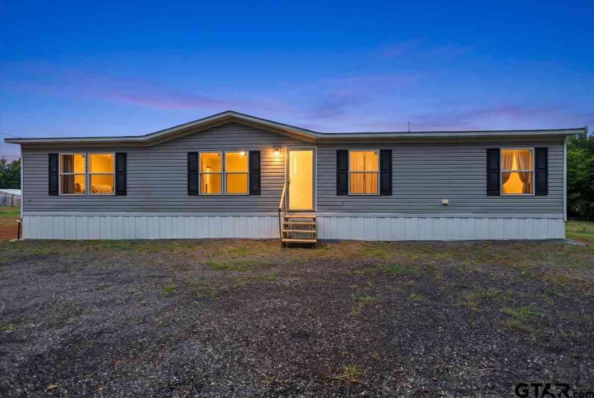 Mobile Home For Sale - 805 Fm 856<br/> Troup, TX 75789