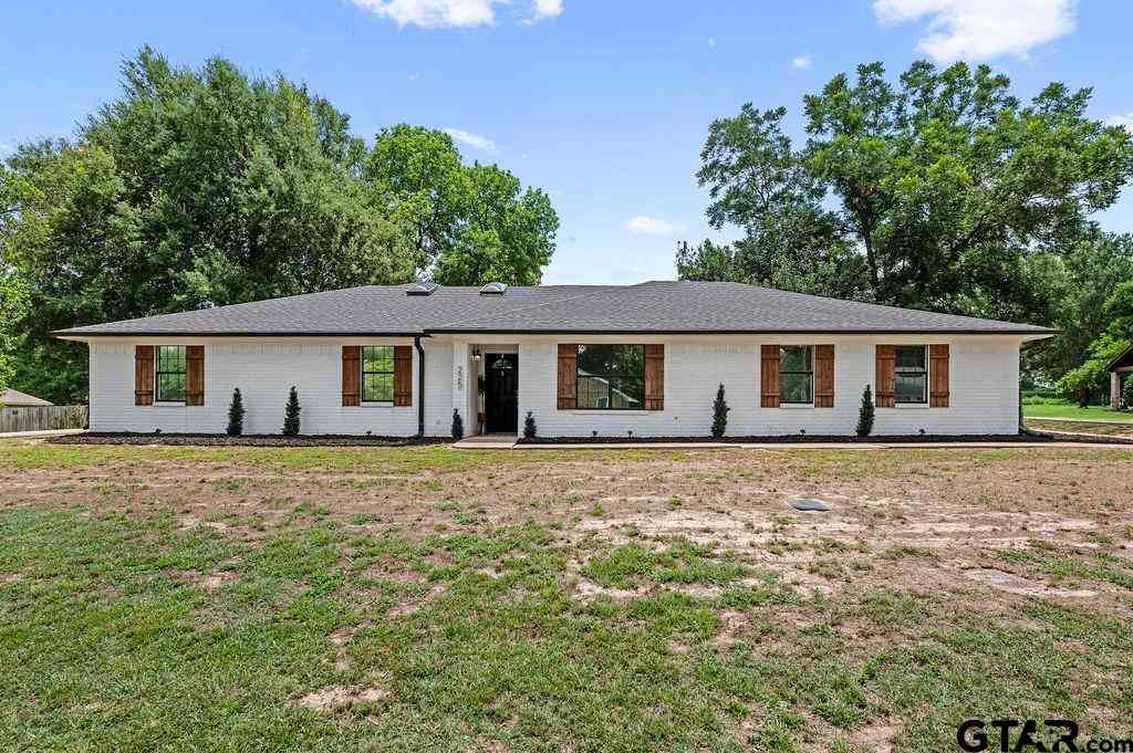 Homes For Sale - 225 Francis Dr<br/> Lindale, TX 75771