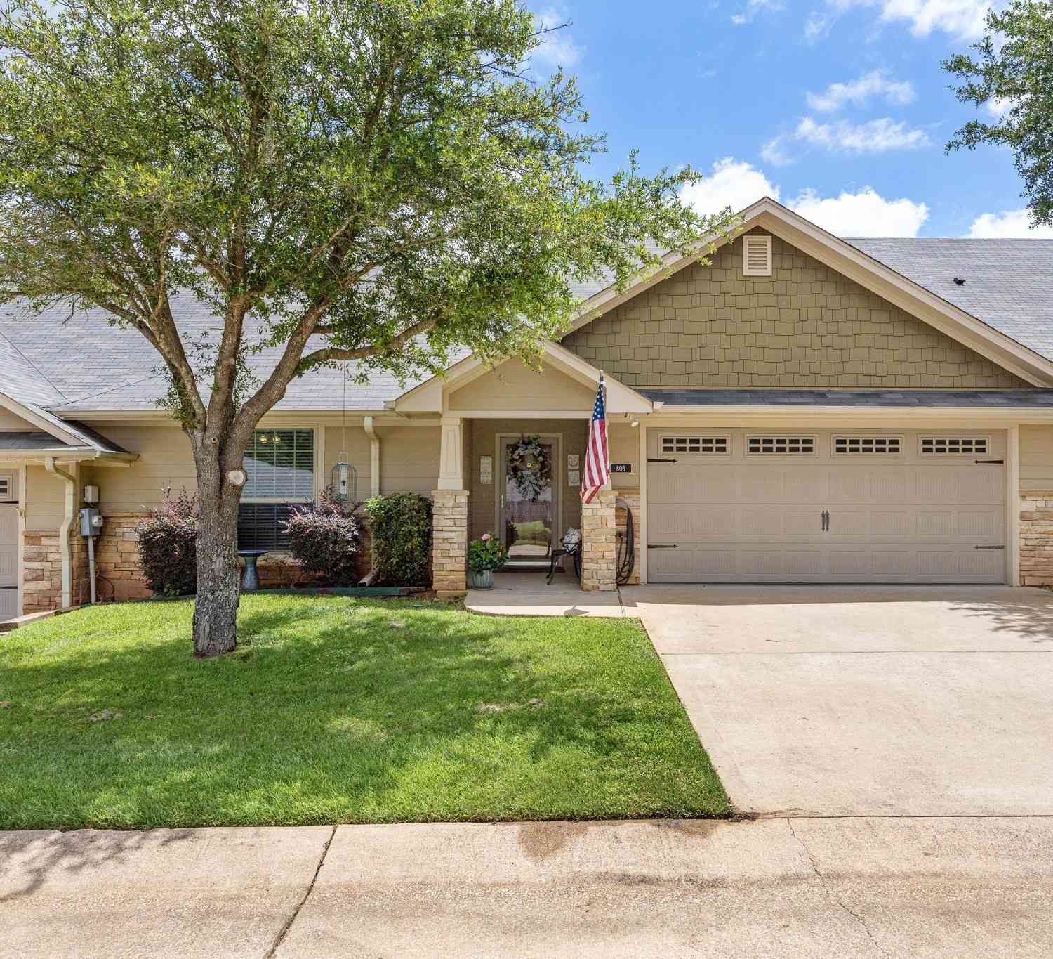 Condo For Sale - 421 W Cumberland Rd. #803<br/> Tyler, TX 75703