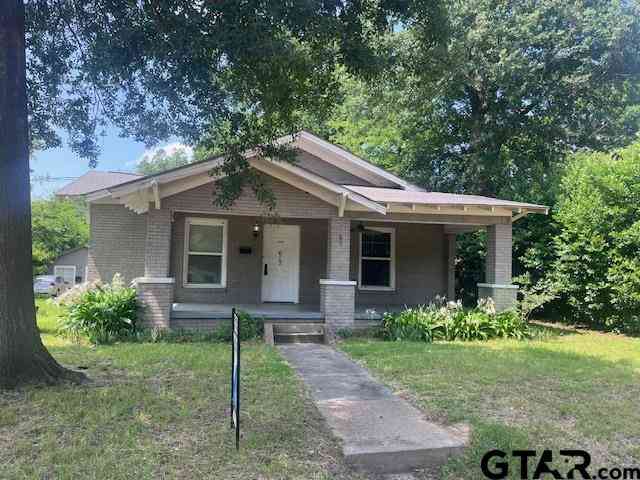 Homes For Sale - 617 W Dobbs<br/> Tyler, TX 75701