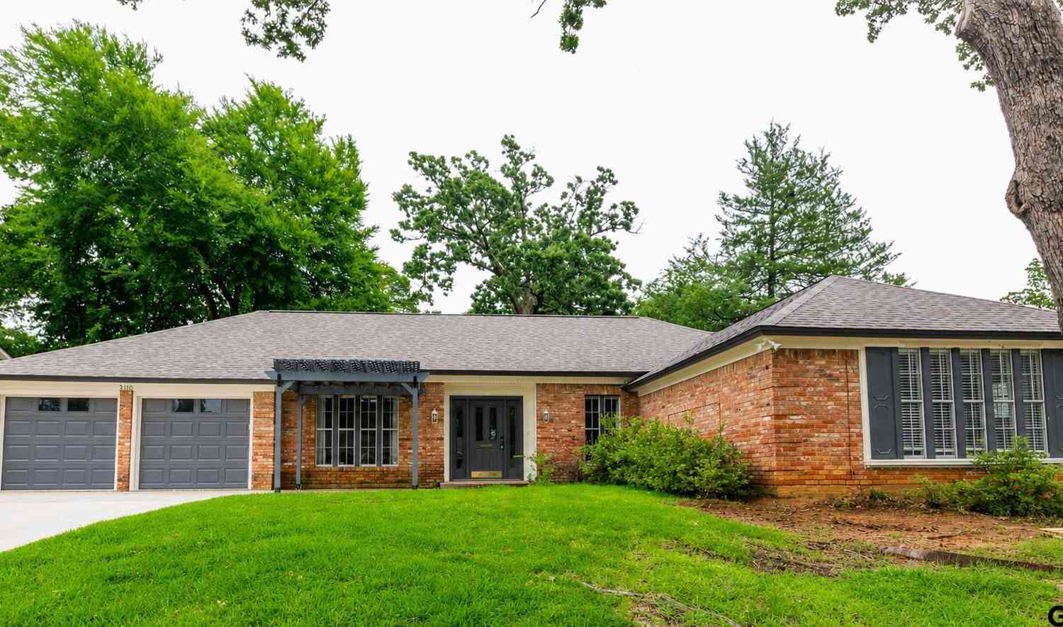 Homes For Sale - 3110 S Cameron Ave<br/> Smith County, Tyler, TX 75701