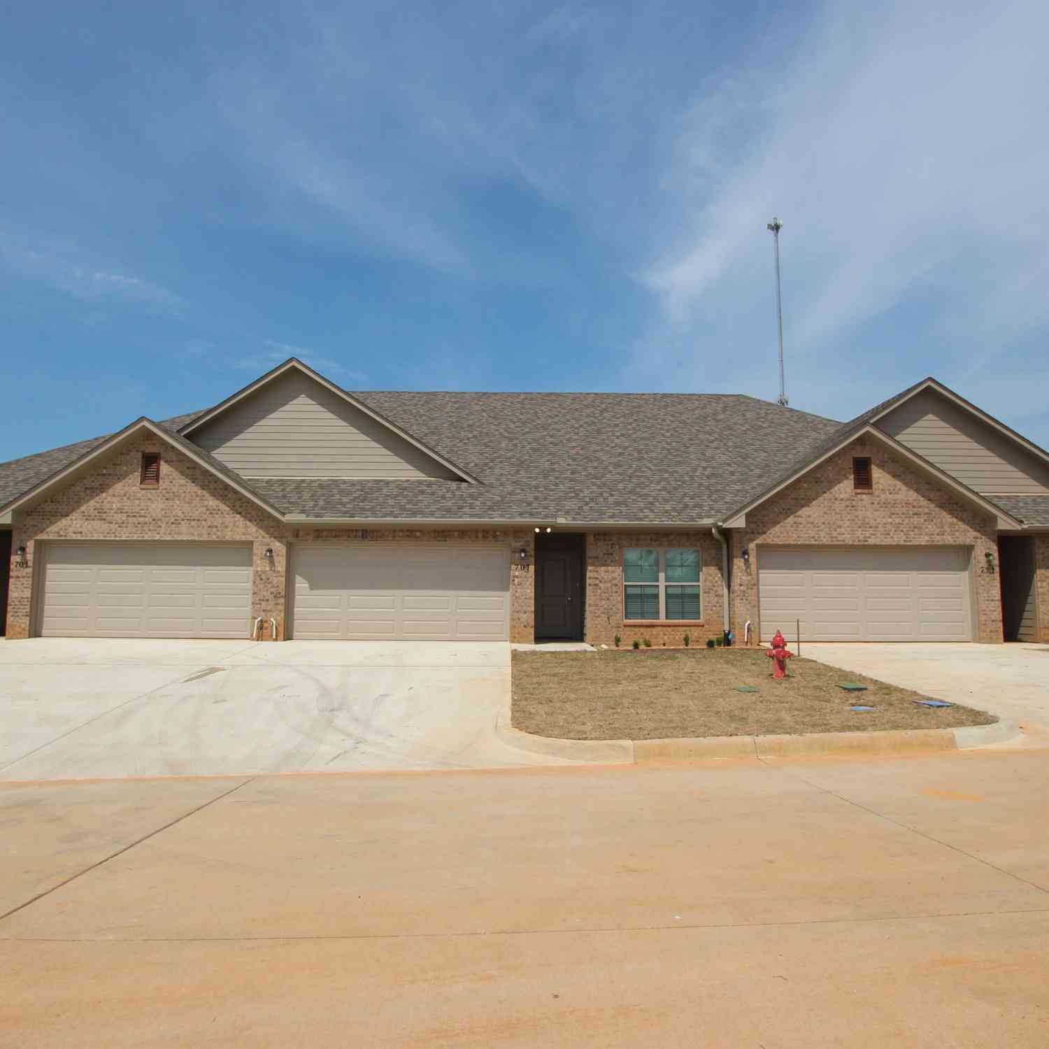 Townhouse For Sale - 715 Freedom Way<br/> Bullard, TX 75757
