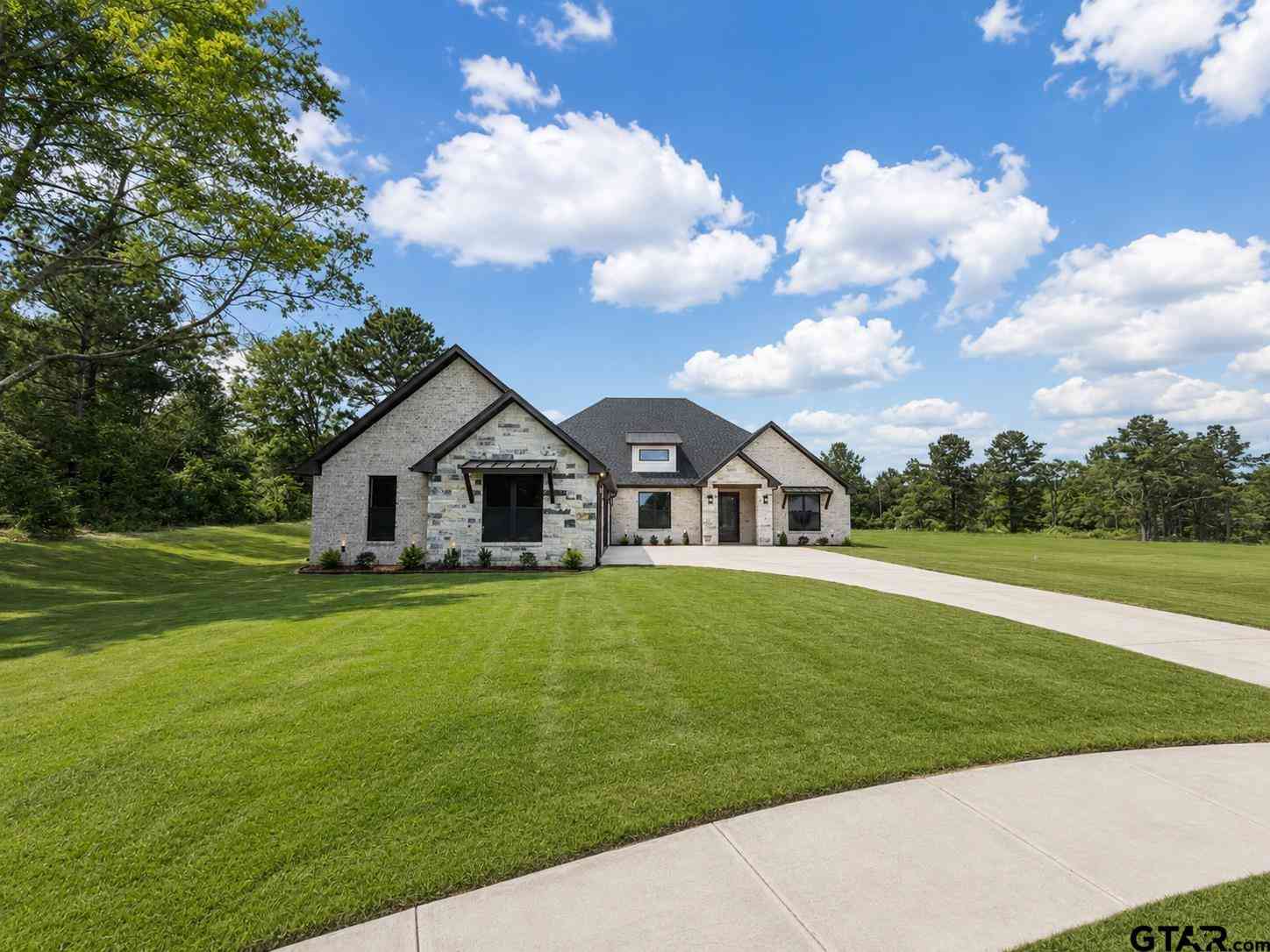Homes For Sale - 371 Heritage Way<br/> Smith County, Bullard, TX 75757