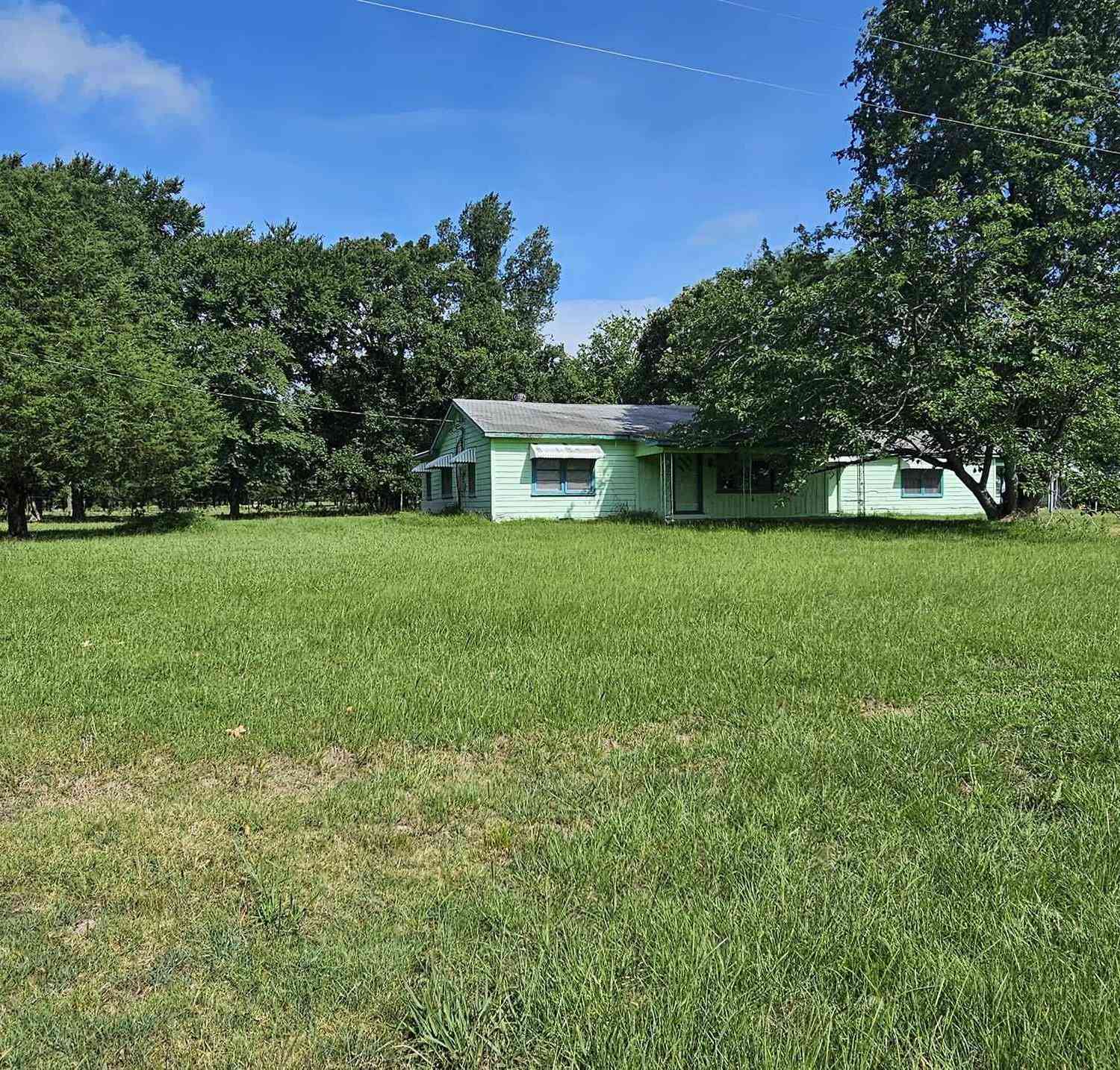 Homes For Sale - 2473 Vz County Road 1806<br/> Van Zandt County, Grand Saline, TX 75140