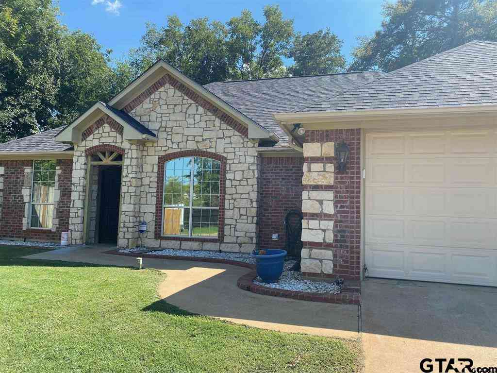 Homes For Sale - 906 Mockingbird Lane<br/> Smith County, Whitehouse, TX 75791