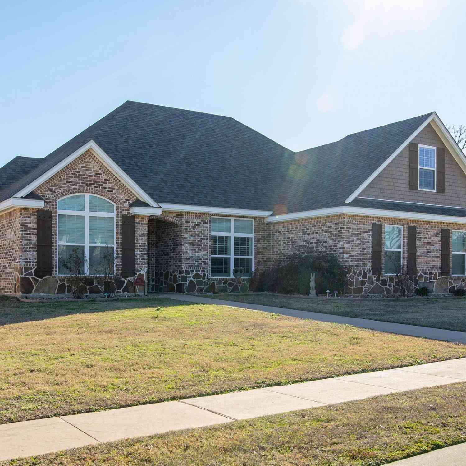 Homes For Sale - 600 Corrigan Trails<br/> Smith County, Lindale, TX 75771