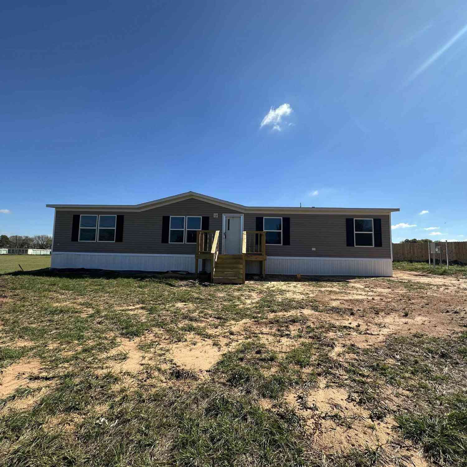 Mobile Home For Sale - 10562 Fm 2138<br/> Cherokee County, Jacksonville, TX 75766
