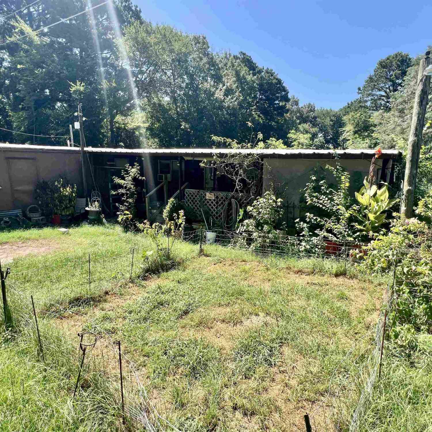 Mobile Home For Sale - 1736 County Road 246 N<br/> Tyler, TX 75705