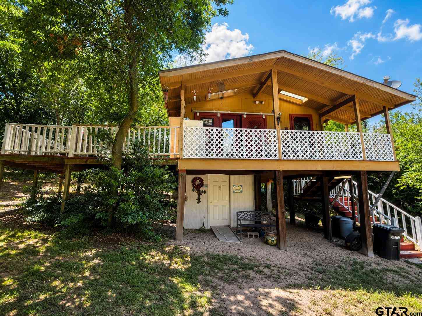 Homes For Sale - 304 Lakeview<br/> Hideaway, TX 75771