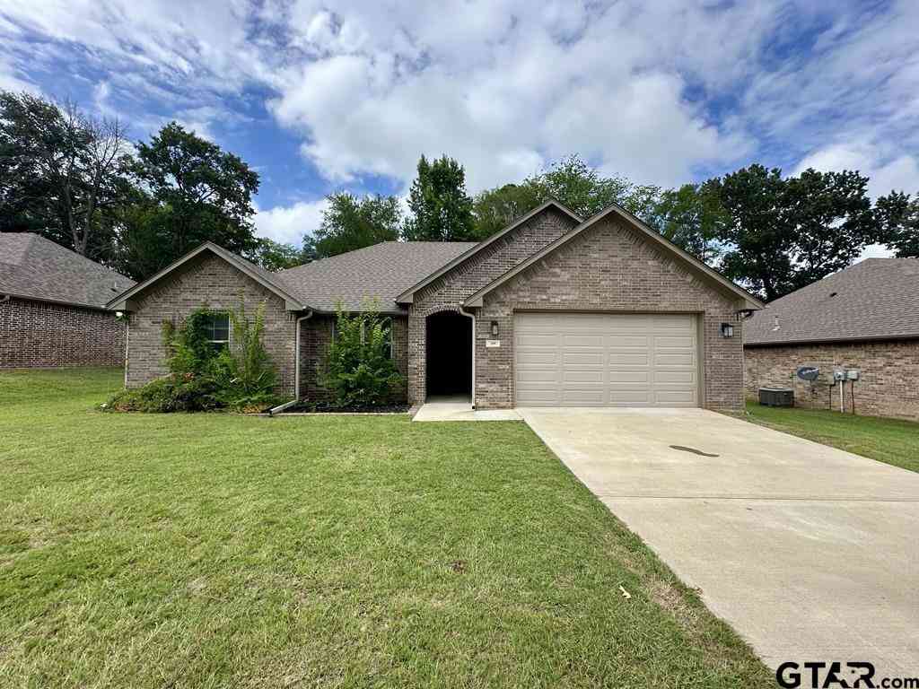 Homes For Sale - 109 Rose Row Lane<br/> Winona, TX 75792