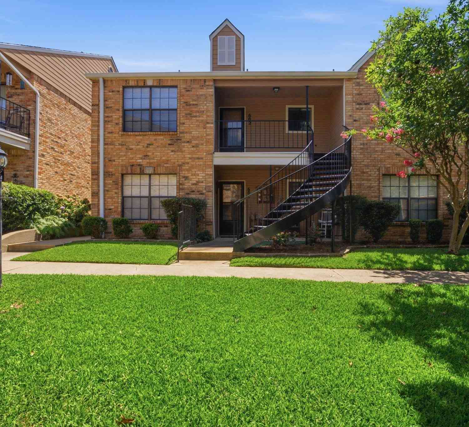 Condo For Sale - 400 W South Town Dr. Unit 602<br/> Smith County, Tyler, TX 75703
