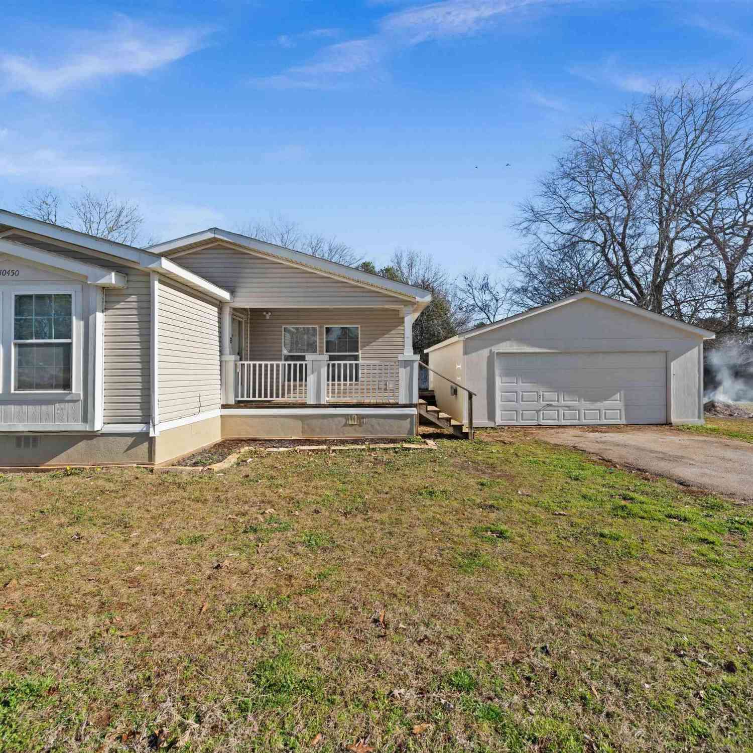 Homes For Sale - 10450 Peterson<br/> Smith County, Tyler, TX 75708
