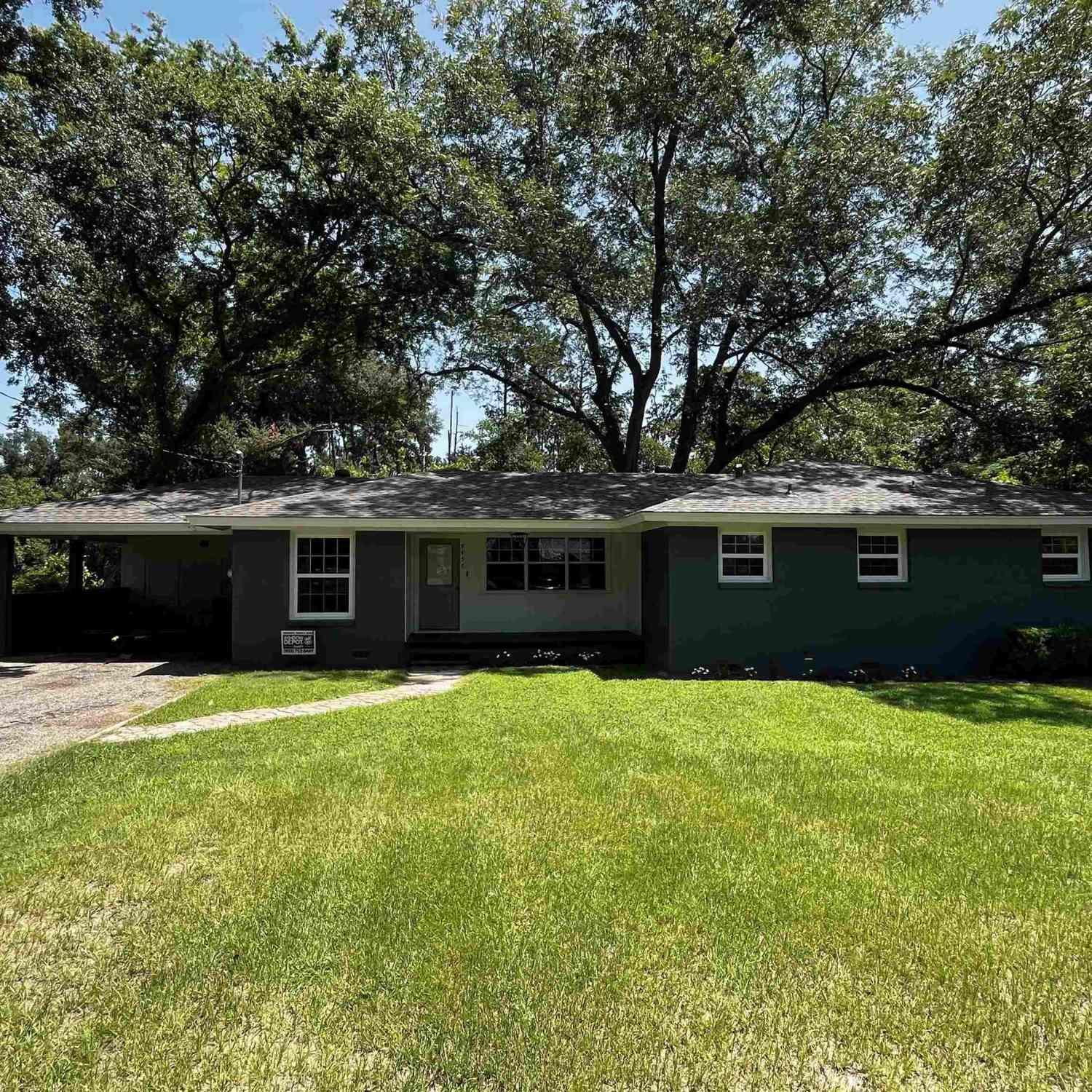 Homes For Sale - 9457 Orchard Dr<br/> Tyler, TX 75704