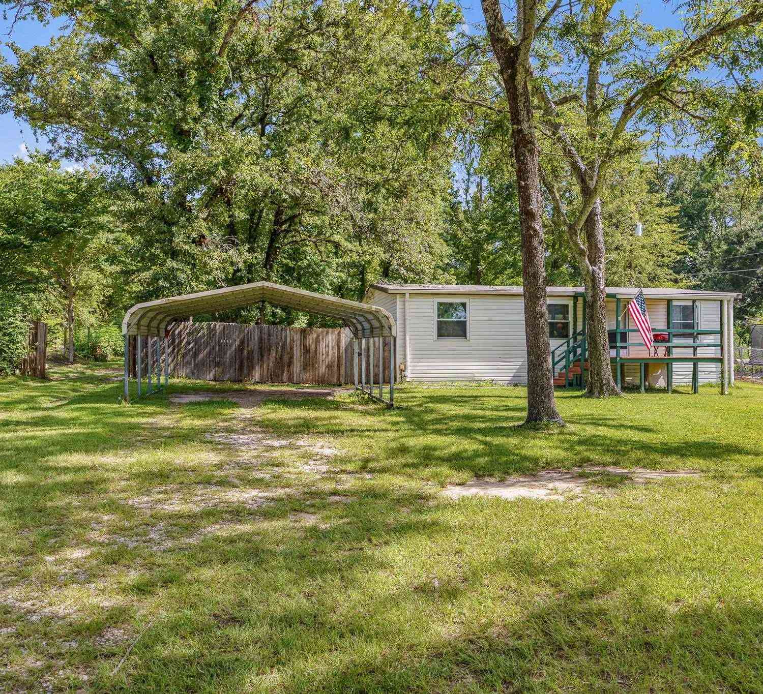 Mobile Home For Sale - 10191 Wooded Way<br/> Whitehouse, TX 75791