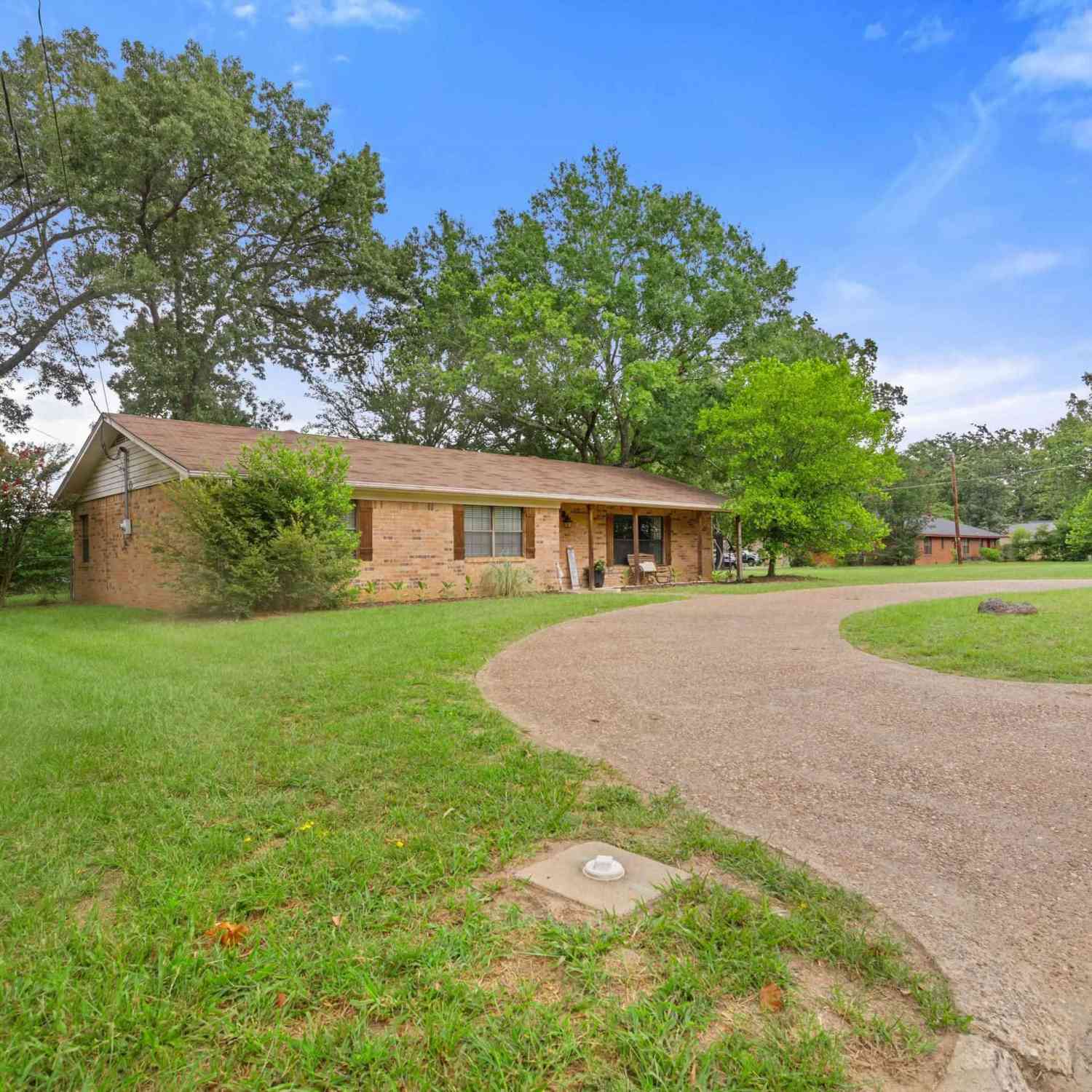 Homes For Sale - 709 Glazner<br/> Hawkins, TX 75765