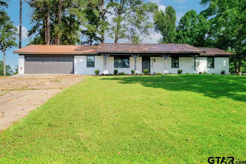 Homes For Sale - 4116 Lakeshore<br/> Lone Star, TX 75668